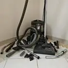 مكنسه كهربائيه من نوع ريمبو كنس وغسيل وتنشيف