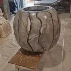 احواض زراعية من الفايبر ومجسمات حلويات من الفايبر