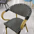 كراسي وطاولات كوفي شوب