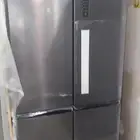 ثلاجات كبير صغير. شاشات