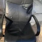 كرسي مكتب نظيف