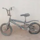 للبيع سيكل كوبرا مقاس 16 بس الكفرات خربانه والمرتبه متقطعه