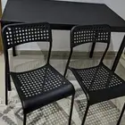 طاولة ايكيا وكراسي