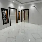 تبقى شقتين جديدة بمساحة كبيرة للبيع