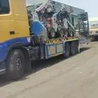 سطحات لوابد كرينات رافعات شوكية تريلات للإيجار