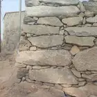 يوجد لدينا بكلين الإيجار وبنيان الحجر جميع انواع الحجر