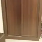 سرير كبير بالمرتبه ودولاب ضلفتين جرار و2 كومدينو بحاله جيده