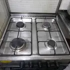 غاز و فرن للبيع