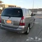 تويوتا انوفا موديل 2015