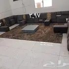 مجلس ارضي كنب مع فرشه نضيف جدآ