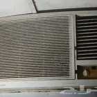 مكيفات شياك للبيع ب1100 للثلاثه