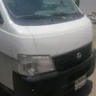 نيسان اورفان 2004