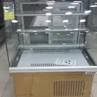 ثلاجة حلويات