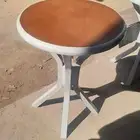 كراسي وطاولات مطاعم وكوفيهات