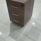 طقم مكتب عمل كامل (مكتب   طاولة أمامية   أدراج متحركة)