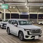 تويوتا لاند كروزر GXR L5 بنزين خليجي ممشي 1900 م 2025