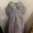فستان للبيع