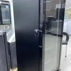 ثلاجات عرض بانكول 1 باب زجاج أسود أحجام مختلفة