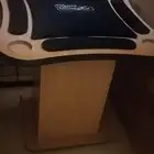 طاوله بلوت وكراسي خشبيه