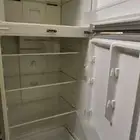 ثلاجة للبيع