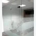 باب زجاج وفواصل زجاج