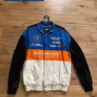 ملابس جديدة غير مستعملة