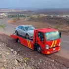 سطحه أحد المسارحه