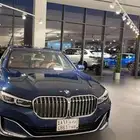 BMW 730Li فل كامل 2022 (اللون الأزرق المميز)
