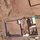 مبنى كامل مع حوش كبير للبيع او للإيجار اوالاستثمار