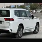 خطوط لاندكروزر 2025