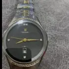 ساعه للبيع الساعه قديمه وفيها ذهب مشريه ب 3000 والبيع لعلى