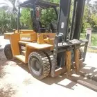 رافعة شوكية (Forklift) من شركة كاتربيلر Caterpillar
