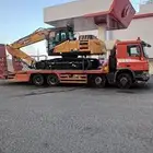 لوبد سطحه للنقل المعدات في جميع أنحاء منطقة عسير