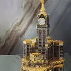 مجسم وزينة للكعبة المشرفة مع برج الساعه