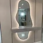 يوجد لدينا جميع اعمال الديكورات والدهانات جبس بورد