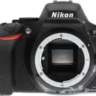 كاميرا نيكون D5500