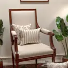 الصمت في حرم الجمال جمال