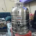 ثلاجه تبرد وتحفظ الحراره