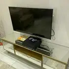 طاولة تلفزيون مرايا فقط بدون الشاشة-جاهز رياضة