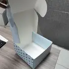 مطبعه  بوكسات  وأكياس  ورقيه  للحلا  طباعه  استيكرات  طباعه