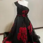 فستان سهرة مستخدم مره واحده
