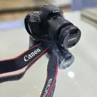 كاميرا كانون d 200