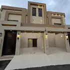 للبيع روف علوي مع ملحق مدخل سياره تشطيب راقي بالمحاله 700الف