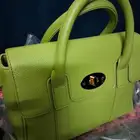 شنطة نسائيه جديده