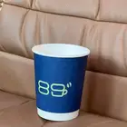 أكواب ورقية وبلاستيكية