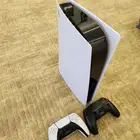 سوني 5 نظيف مع يدتين