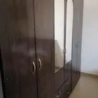 للبيع دولاب ستة أبواب جديد ونظيف جدا