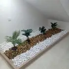 بحص ديكوري تحت الدرج