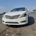 يوجد لدينا قطع غيار السيارات هونداي ازيرا