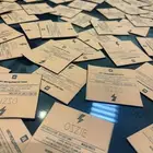 طباعه لوقو جلد بوكس عبايات اكياس ملابس تاق كروت شكر ورق تغلي